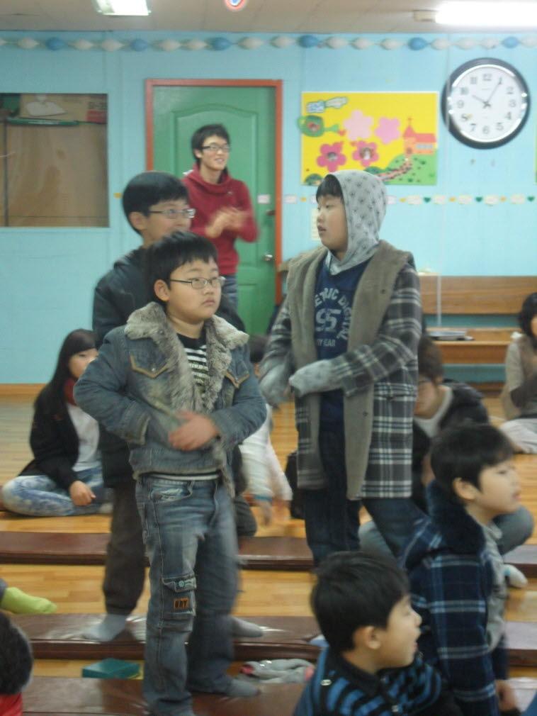 전도한 친구들에게 박수를~~